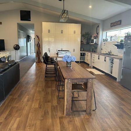 Horotiu Homestead Hamilton Large Group & Event Hire Nz Eksteriør bilde